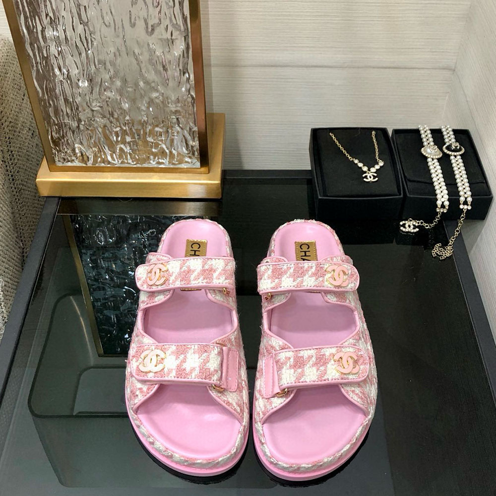Chanel Fashionable Half Slippers Sandals Slide（Replica）