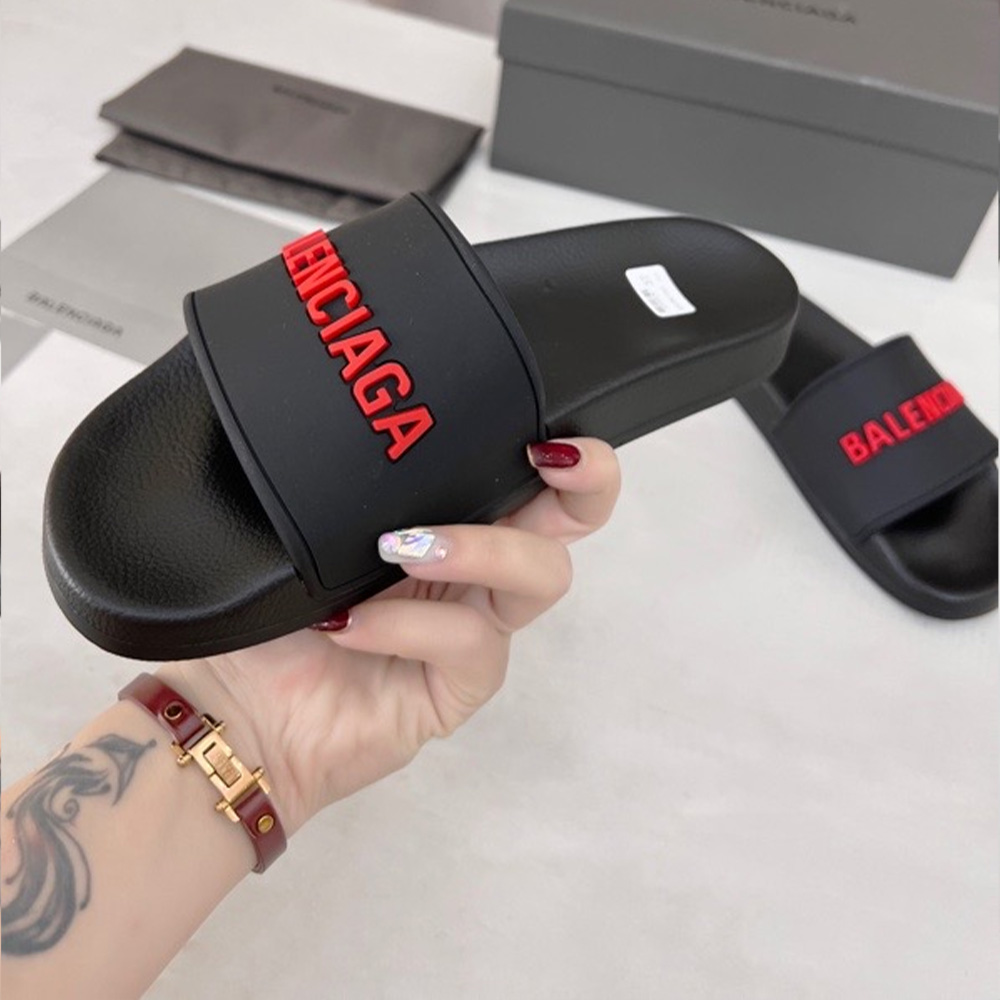 Balenciaga  Fashionable Flat Sandals Slide Sandal(Replica)
