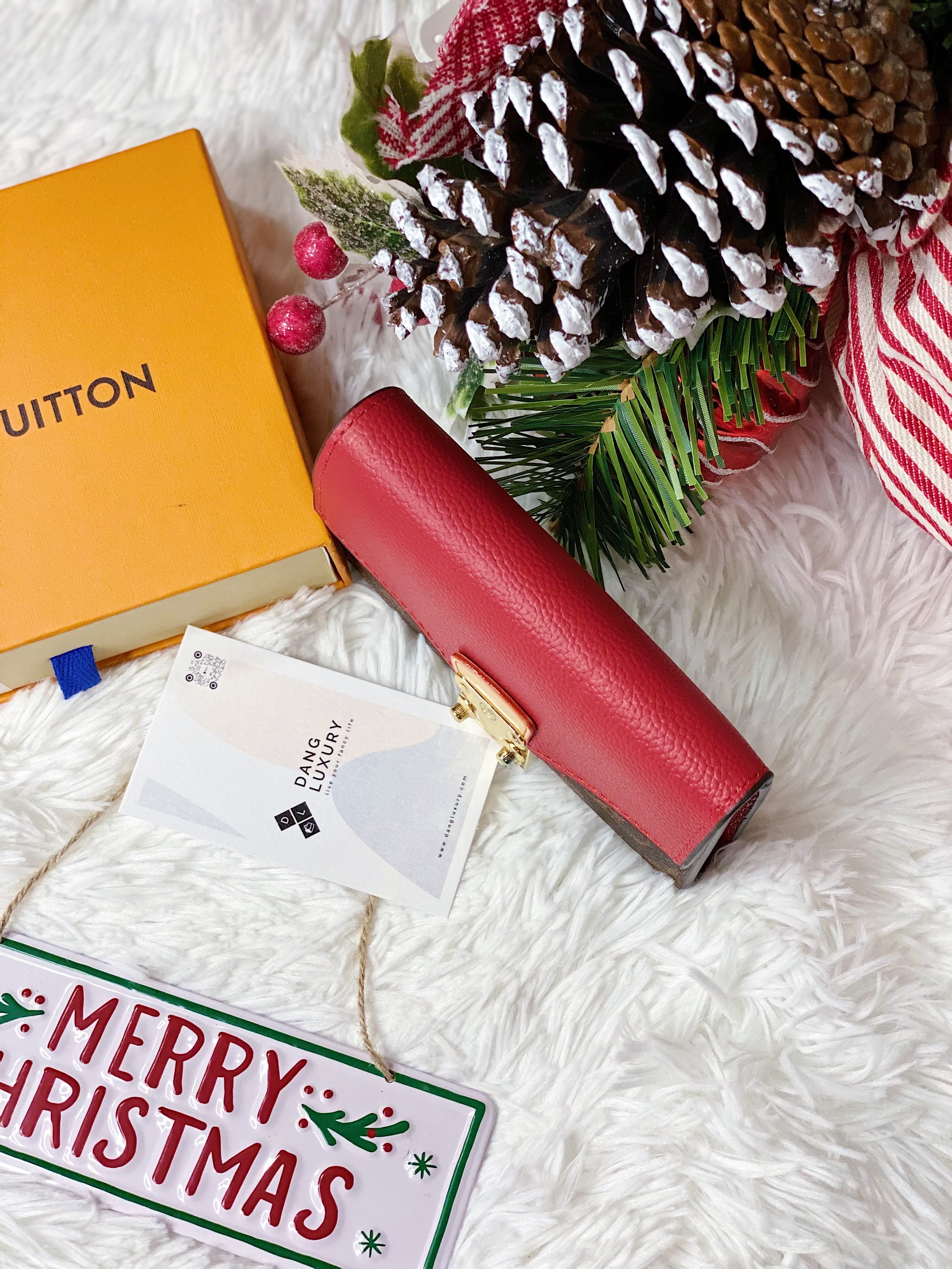 TOP Louis Vuitton LV LV Pallas Compact Wallet