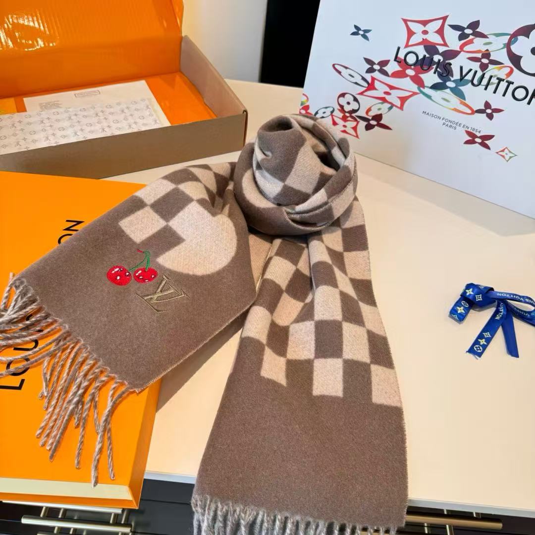 Louis Vuitton Cherry checkerboard scarf (Replica)