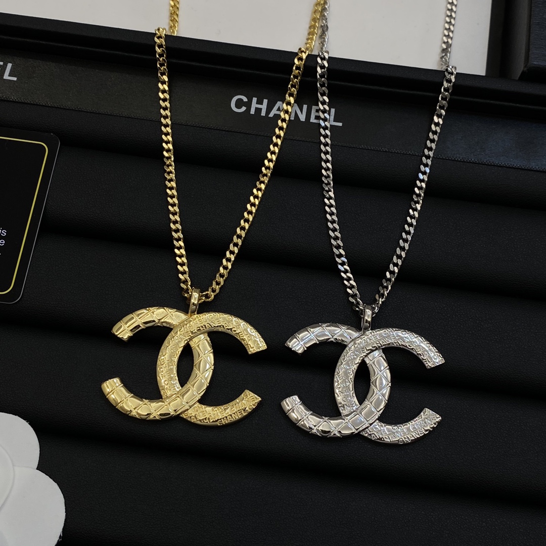 TOP CHANEL Dounble C Necklaces - 2 Color