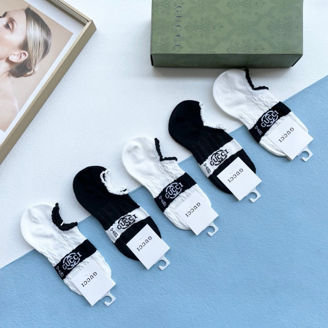 TOP GUCCI Socks - 5 Pieces as a Set
