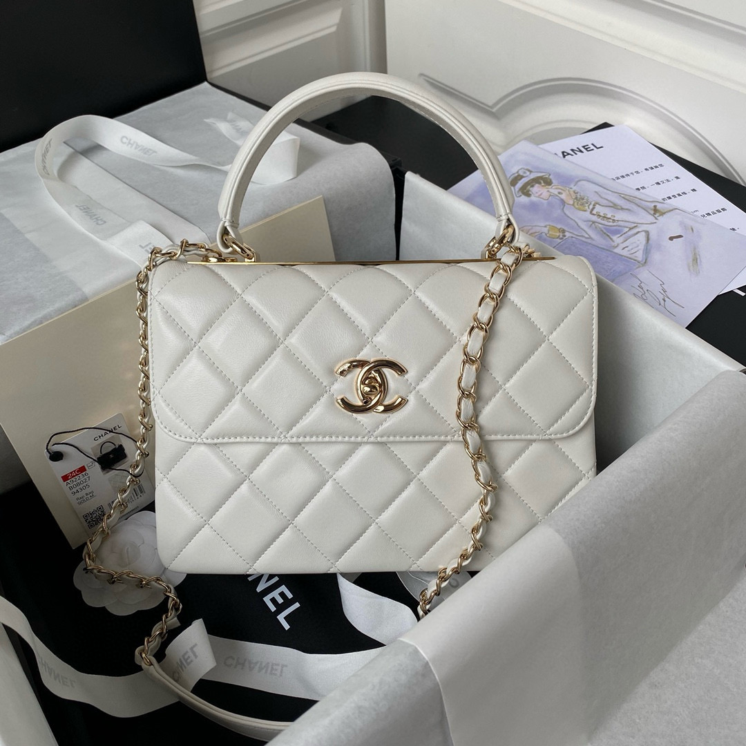 TOP CHANELHandle Trendy Bag Quilt 20cm/25cm - Off White & GHW