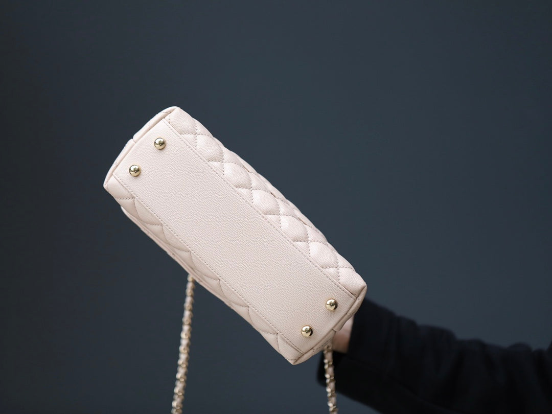 TOP CHANEL CoCo Handle Bag Small 19cm - Light Pink & GHW