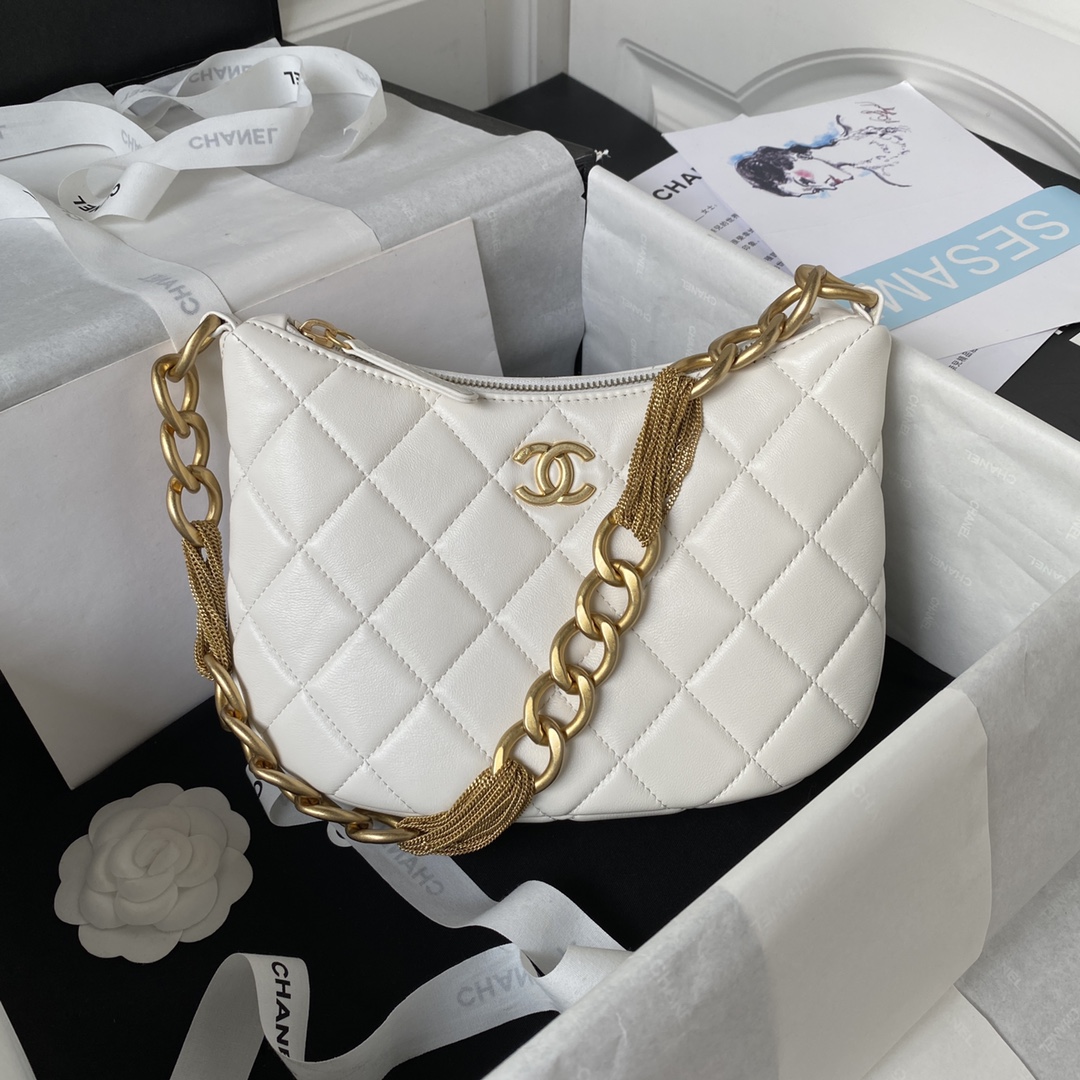 TOP CHANEL 3A Small Size AS4220 Hobo Sheepskin Armpit Bag Tassel  Hardware 17.5X24X6 cm - Three Colors
