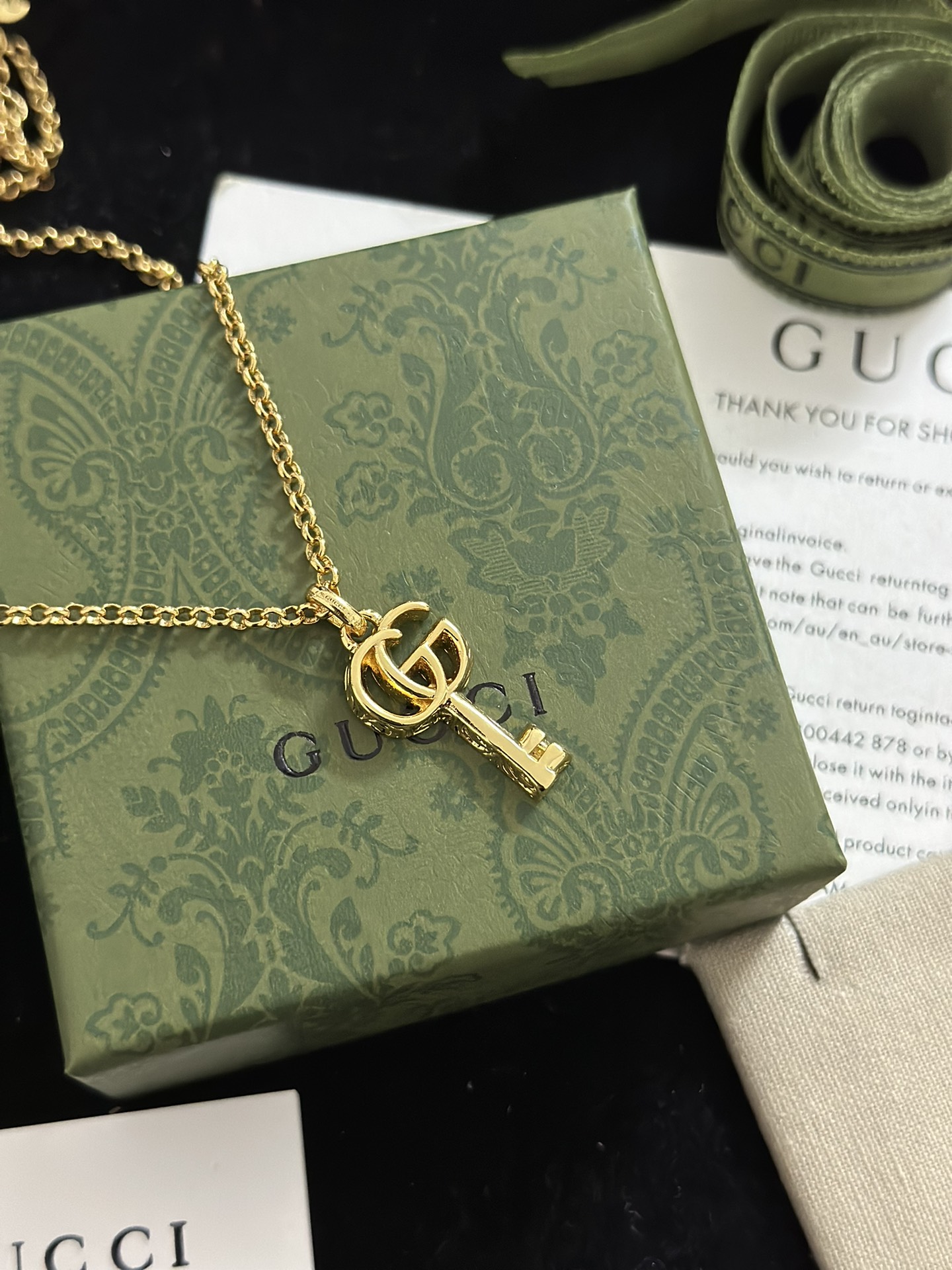 TOP GUCCI GG Key Necklace - Gold