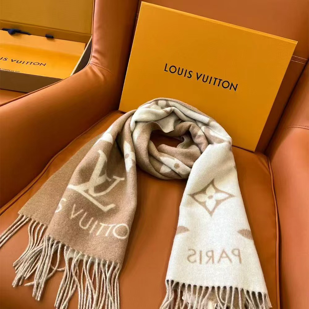 Louis Vuitton M76067 Reykjavik Scarf (Replica)