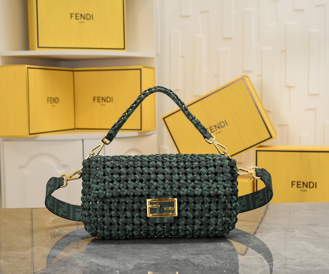 TOP FENDI Presbyopia Braided Baguette Bag - Two Colors