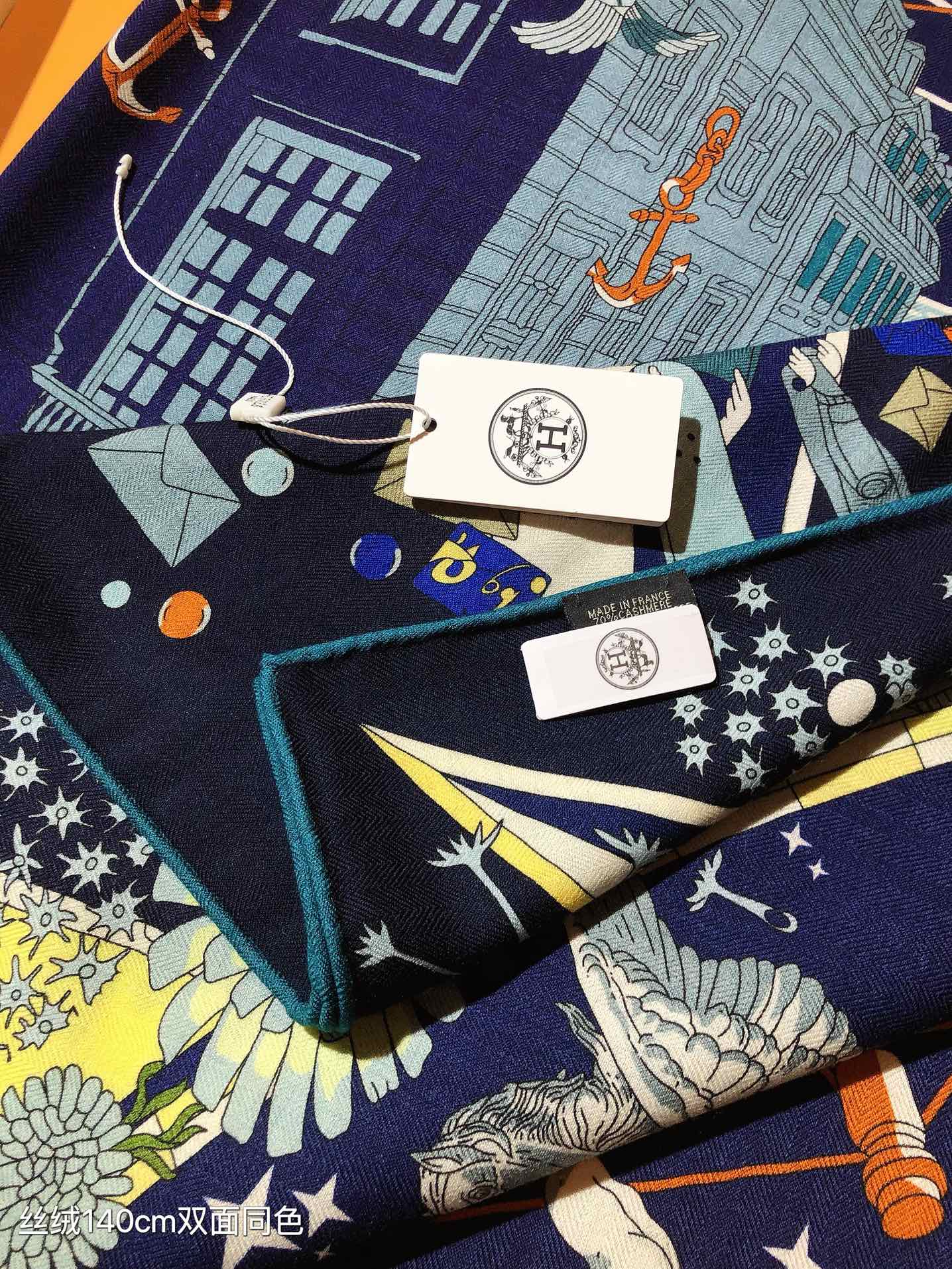 TOP HERMES Square Scarf 140 x 140 cm - 3 Colours