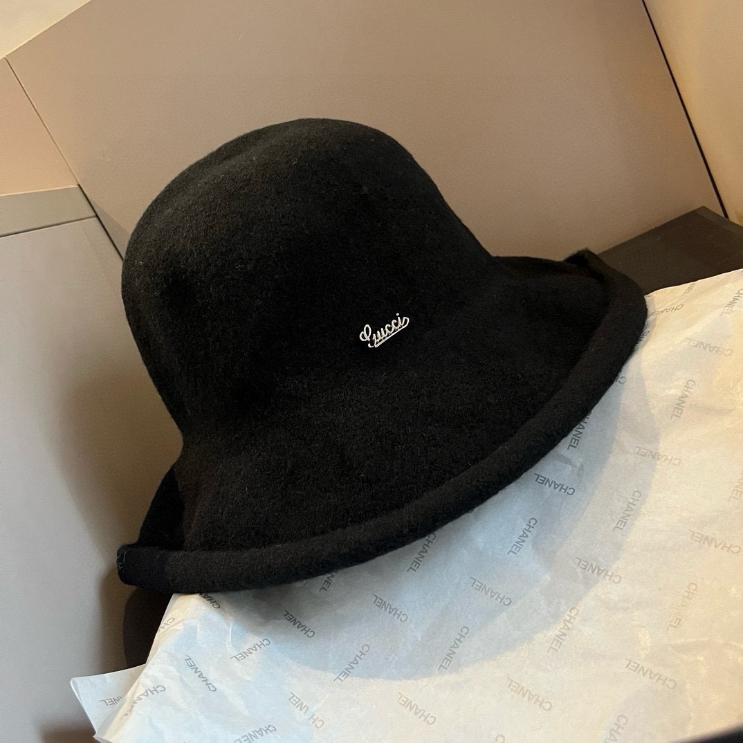 TOP GUCCI Bucket Hat - 2 Colors