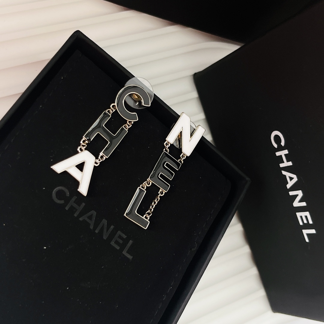 TOP CHANEL Enamel Letter Tassels Earrings
