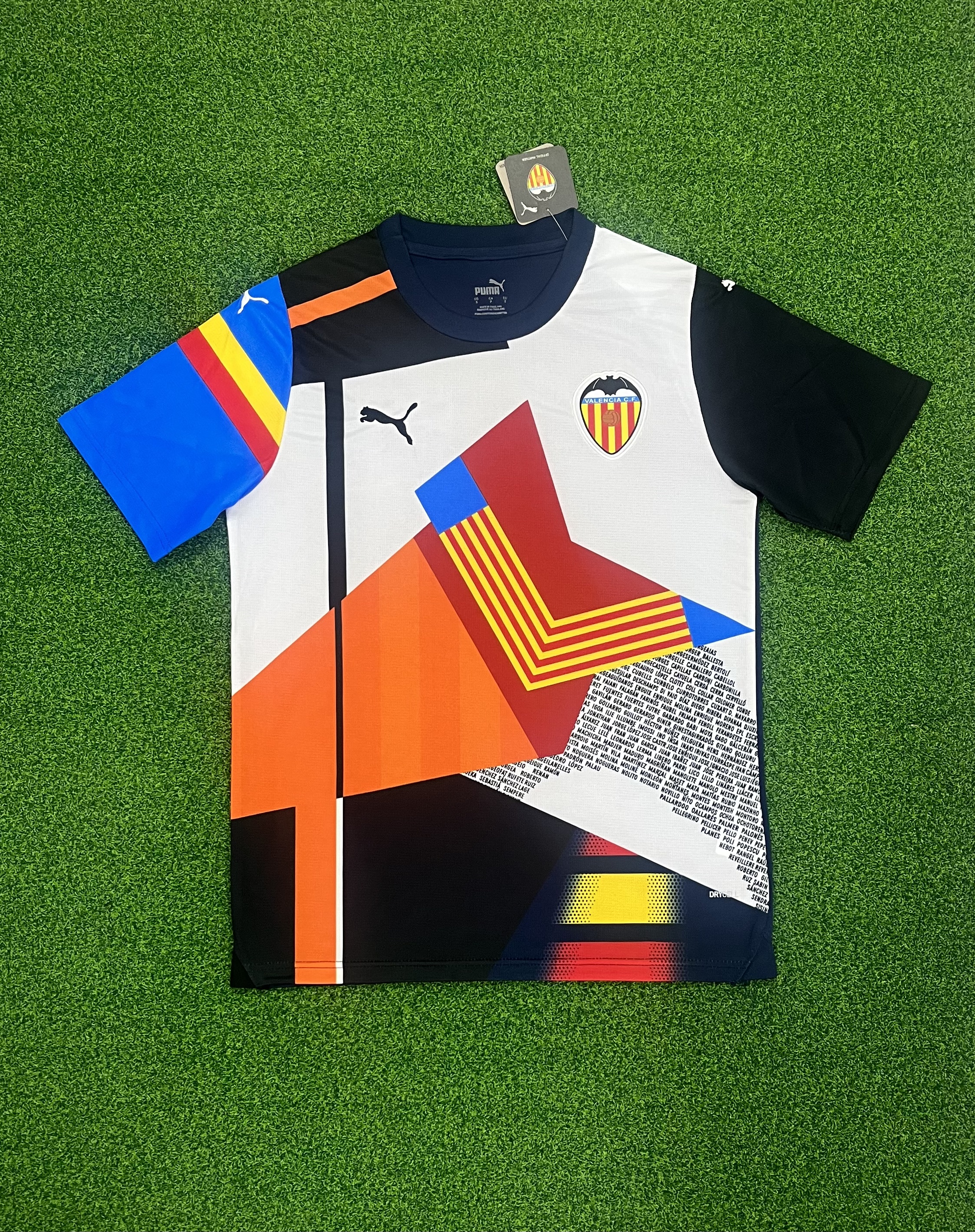 2425 Valencia CF  PUMA  Football  jersey.Player embroidery version