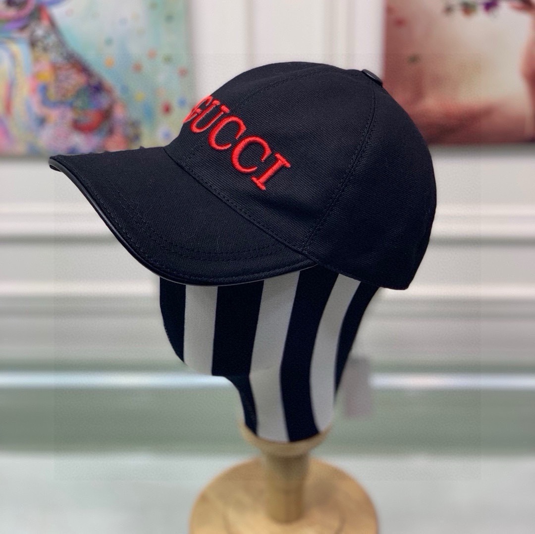 TOP GUCCI Letters Baseball Hat - 2 Color