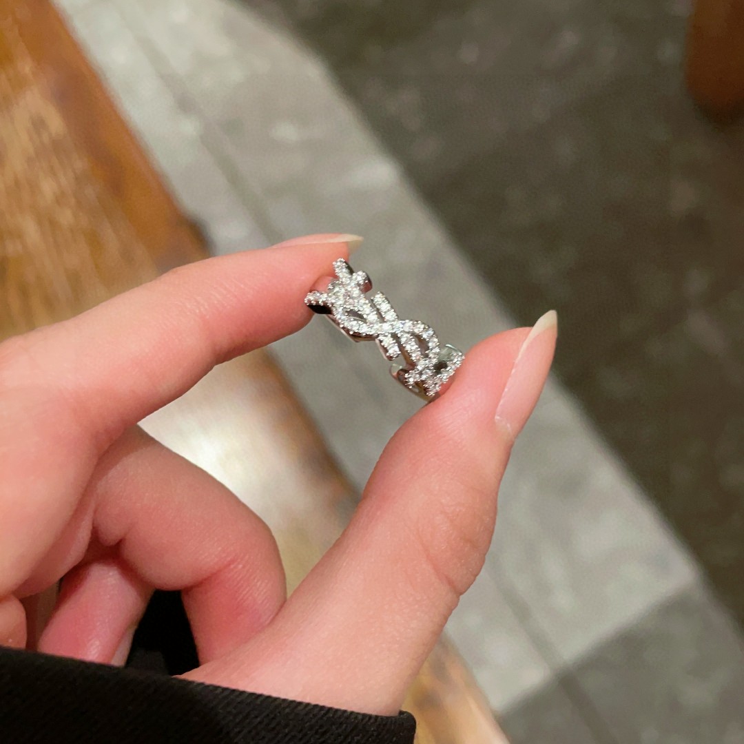 TOP Yves Saint Laurent YSL Ring - Silver