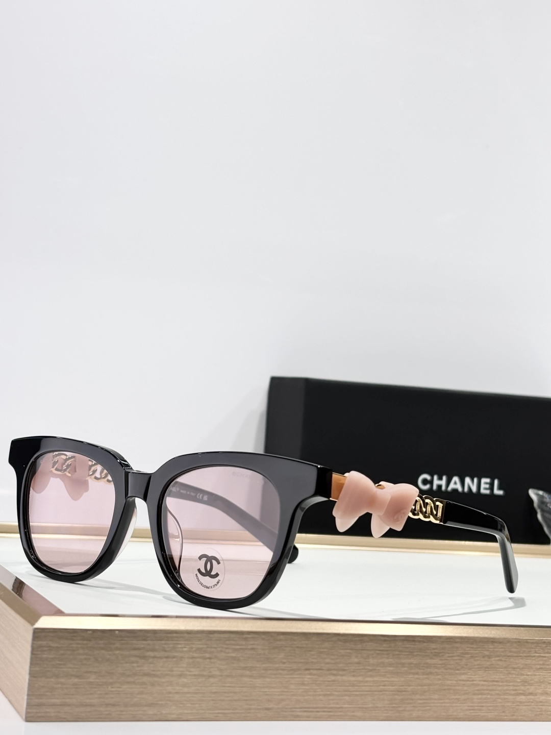 TOP CHANEL Sunglasses - 6 Colors