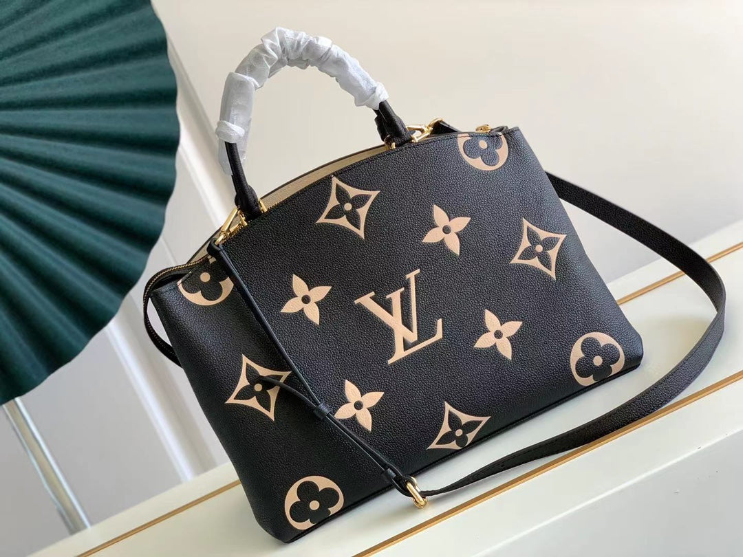 TOP Louis Vuitton LV L*V Grand Palais Monogram Empreinte Bi-Color Bag - Black