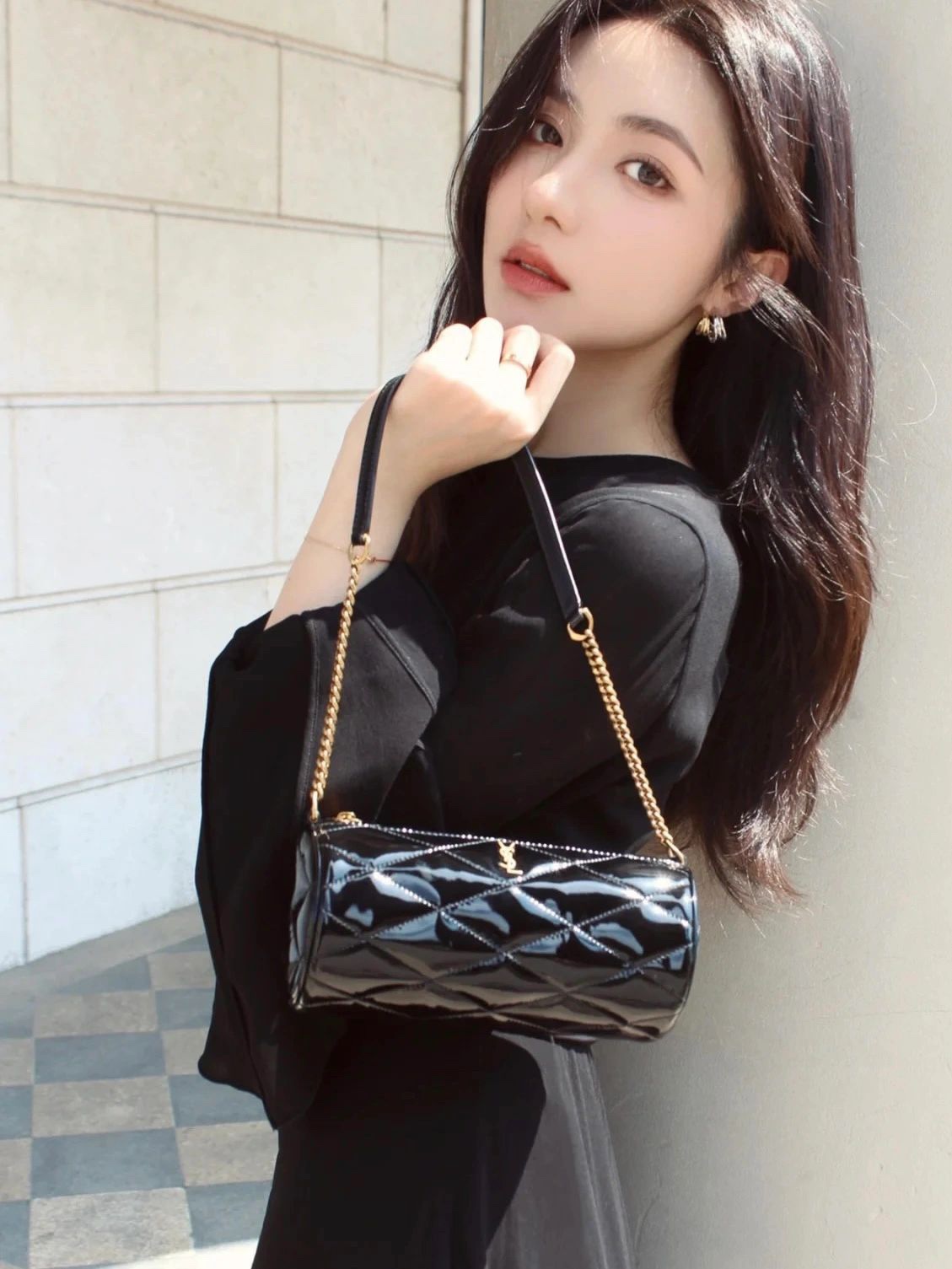 TOP Yves Saint Laurent YSL Patent Leather - Black