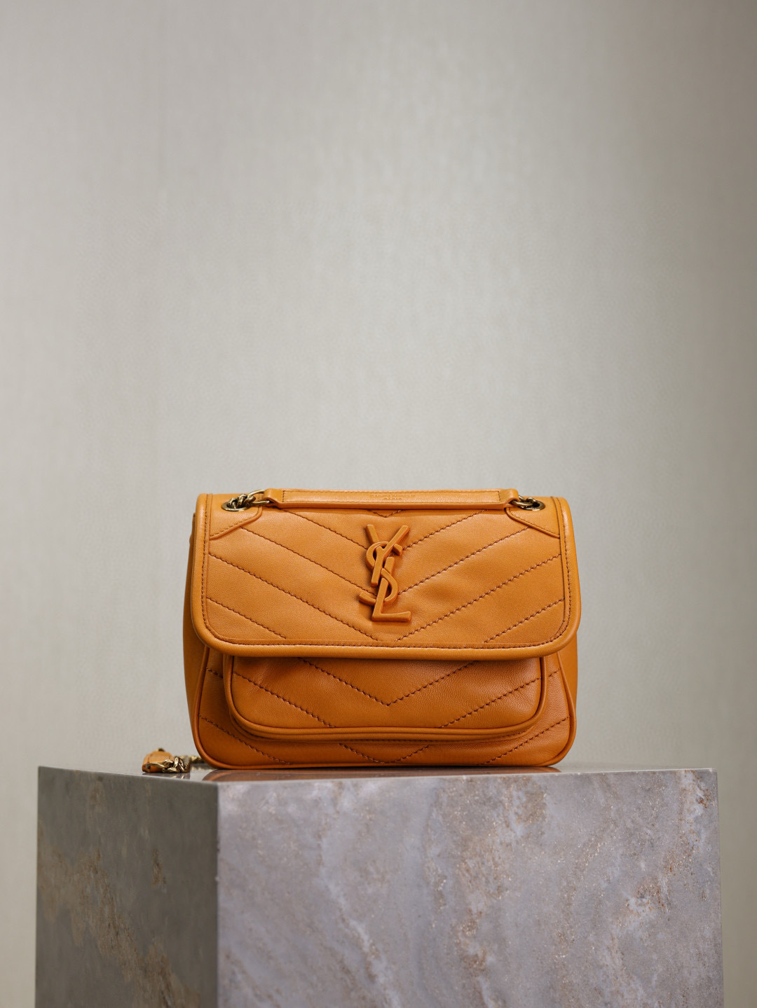 Top Yves Saint Laurent YSL Niki Sheepskin Bag 22x16.5x7.5cm/28x20.5x8.5cm - Orange