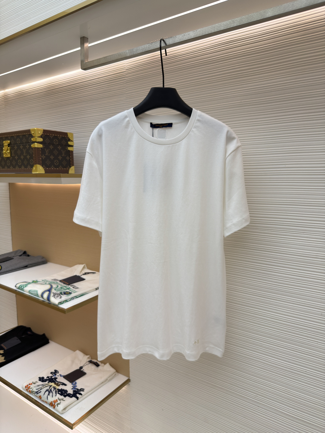 LOUIS VUITTON 圆领标识刺绣T恤