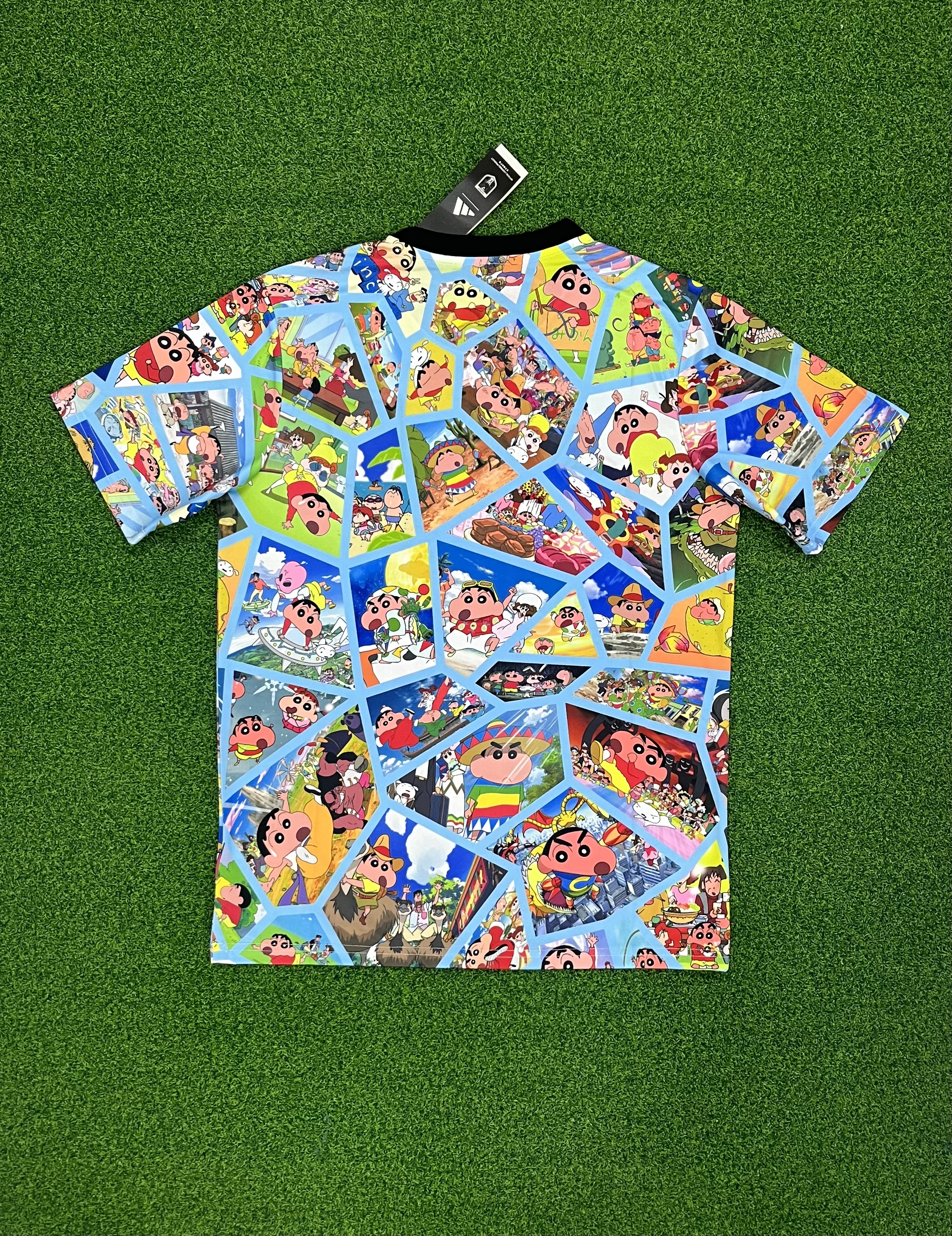 2425 Japanese Crayon Shin-chan  jersey...Player embroidery version