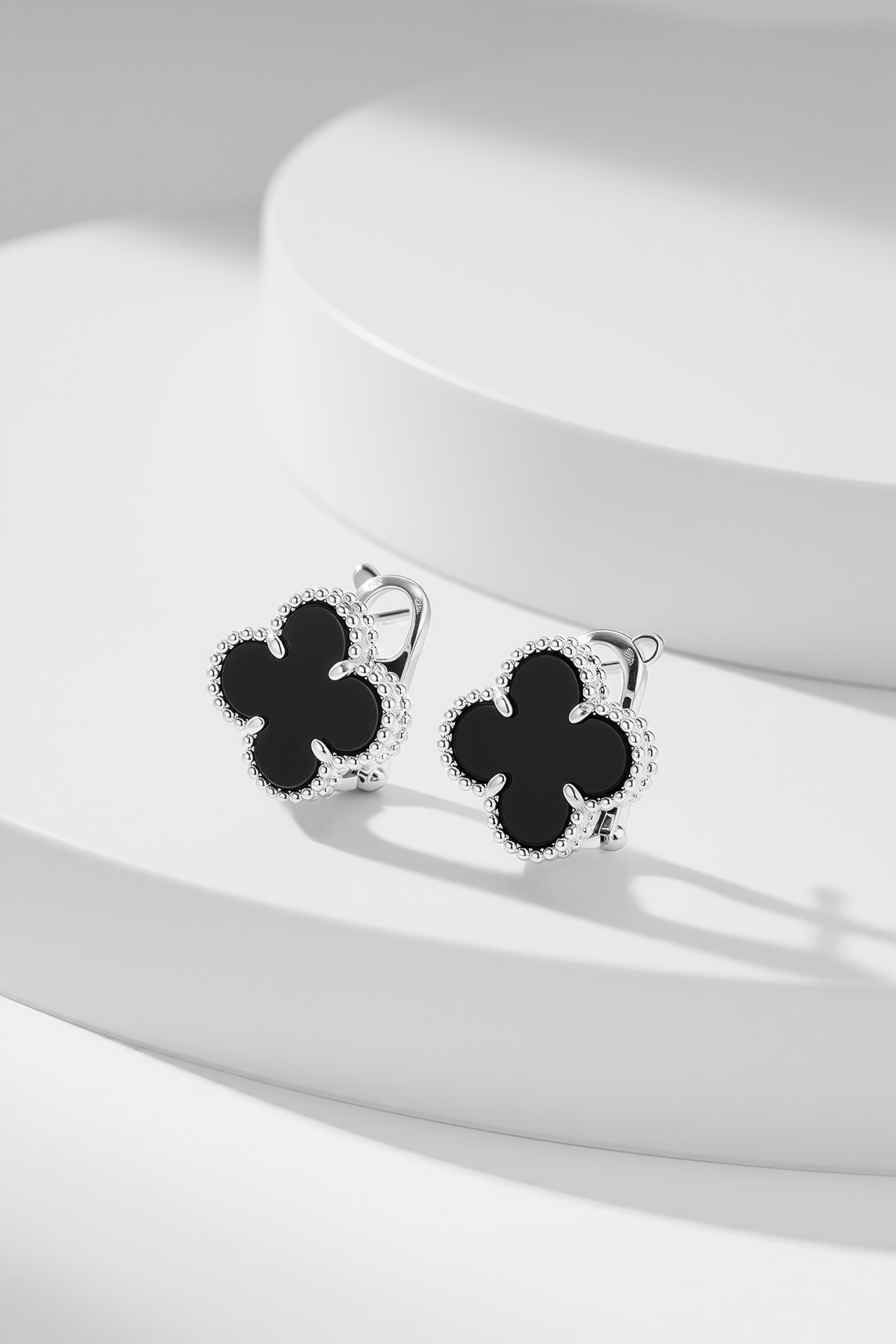 TOP Van Cleef & Arpels Earrings - Silver&Black