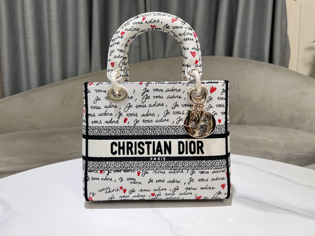 TOP Christian Dior Dioramour Lady Dior Bag  24 x 21 x 12 CM