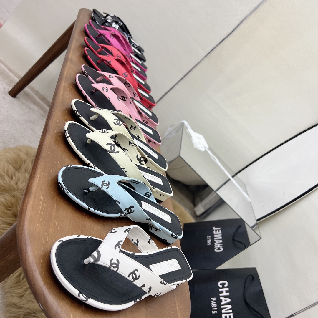 TOP CHANEL Slippers - 7 Color