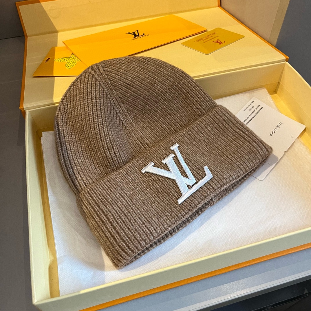 TOP Louis Vuitton LV Knitted Woolen Hat - 3 Colors