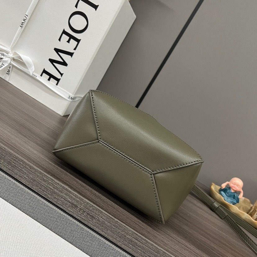Loewe Mini Puzzle Fold Tote in shiny calfskin Green(Replica)
