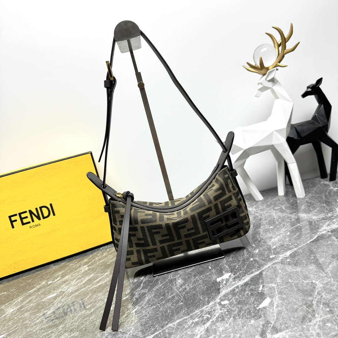 TOP FENDI Armpit Bag 22.5*12*7cm/34*19*7cm - Brown