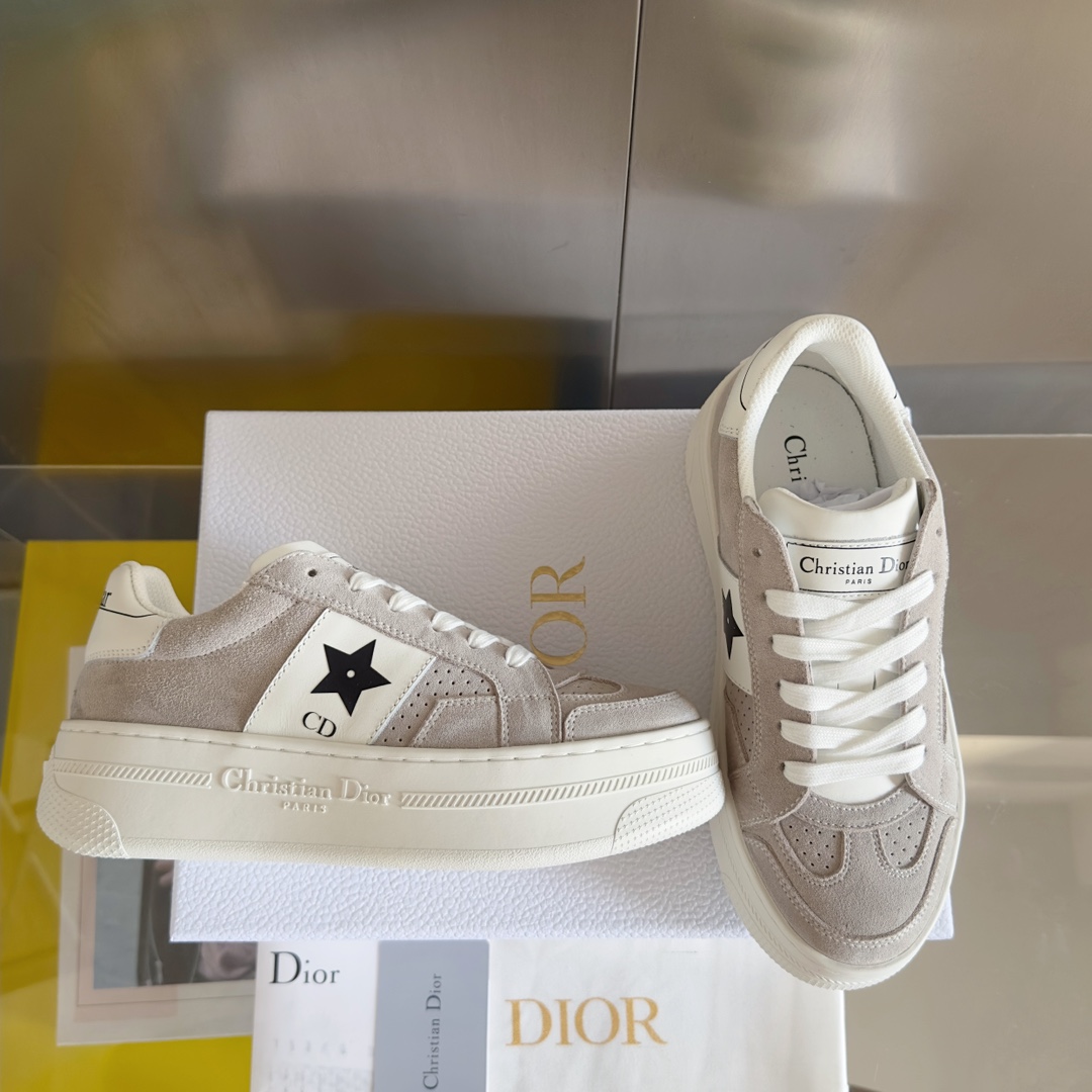 TOP Christian Dior Sneakers - 2 Colour