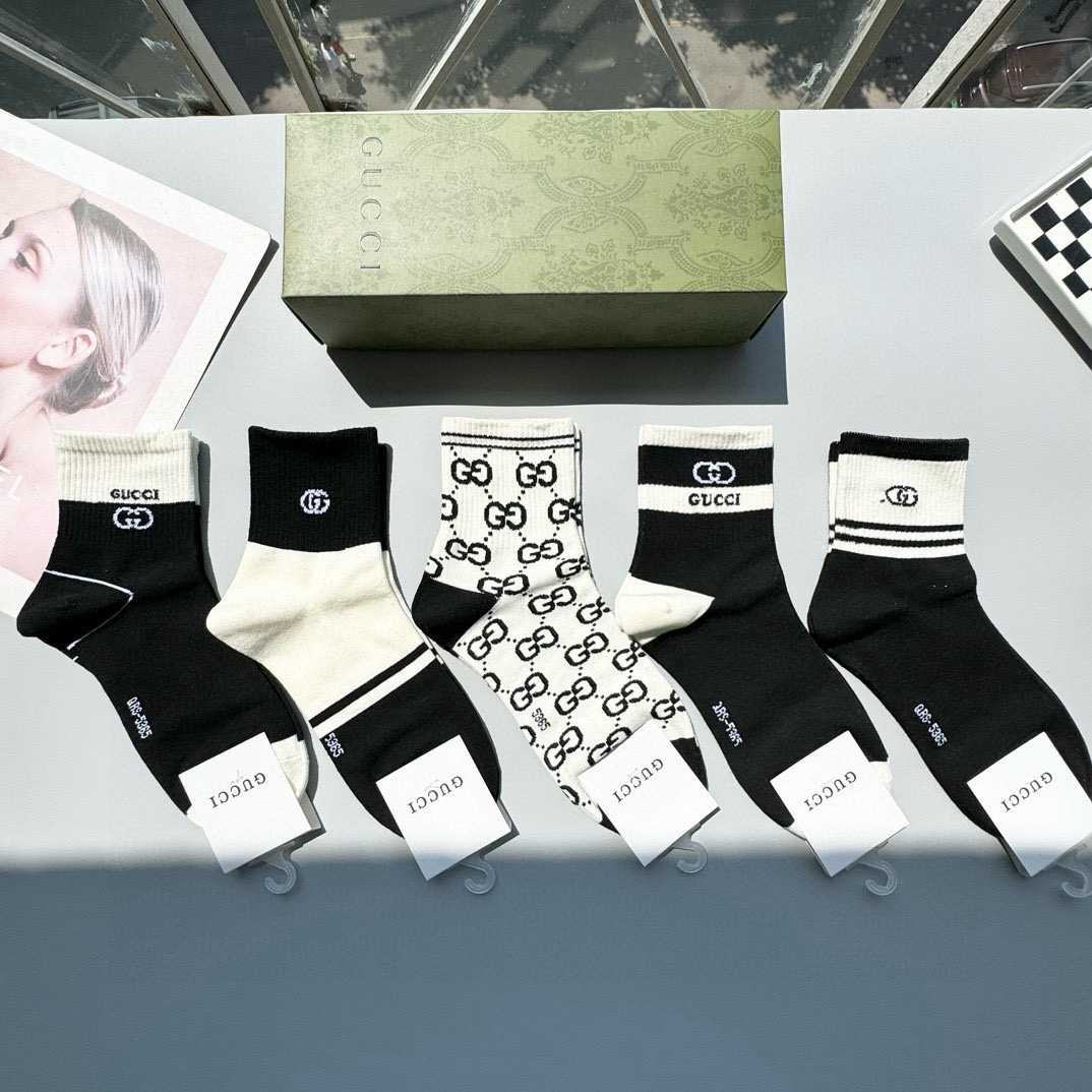 TOP GUCCI Socks - 5 Pieces as a Set
