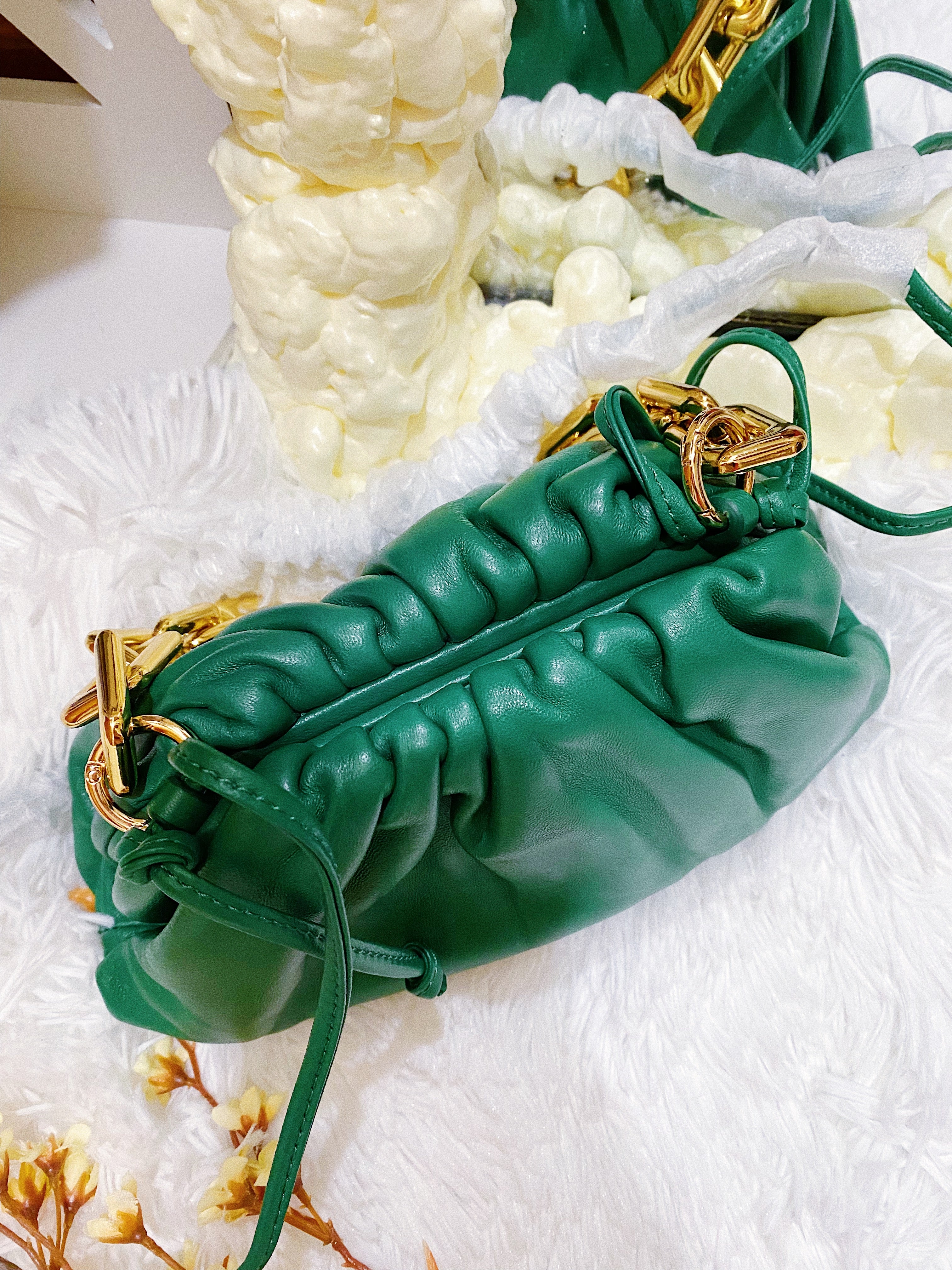 TOP Bottega Veneta BV  Mini Crossbody Pouch with Chain - Green