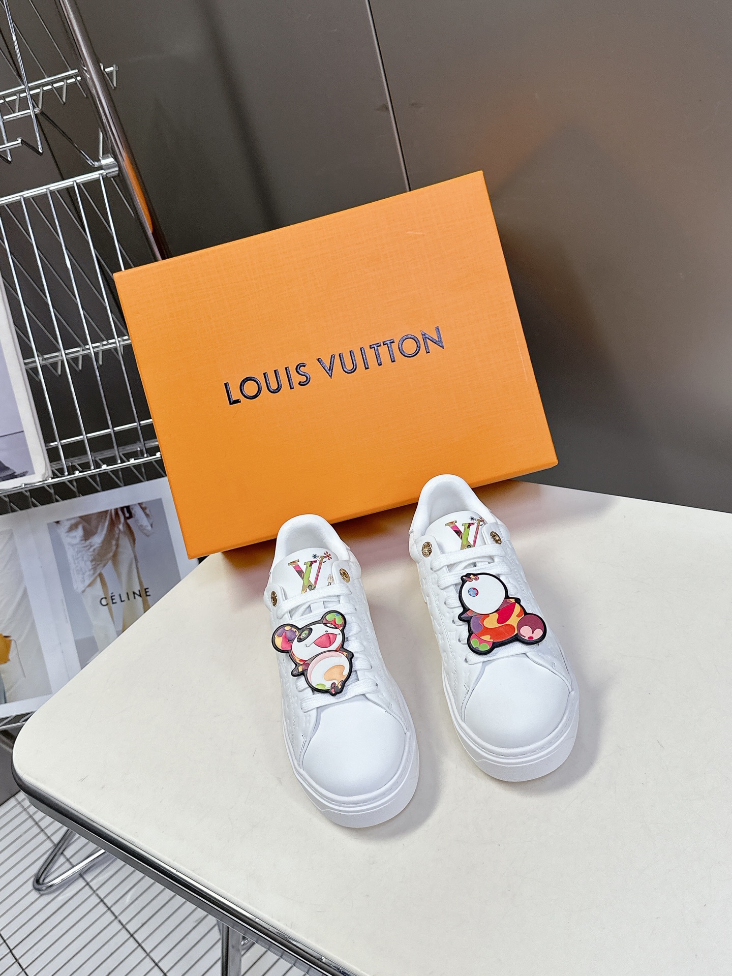 TOP Louis Vuitton LV Sneakers Cow Leather - White