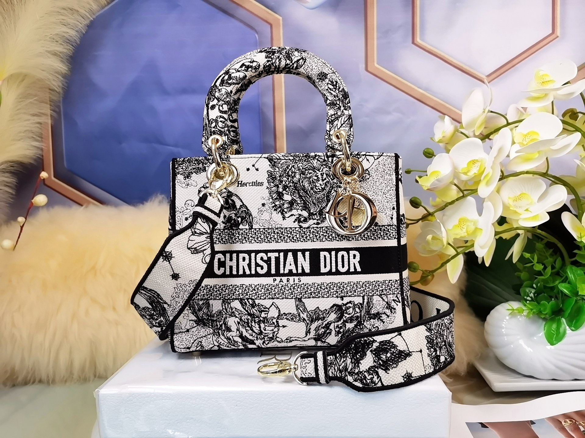 TOP Christian Dior Lady Christian Dior Bag Milky white constellation shallow 24x20x11cm - gold