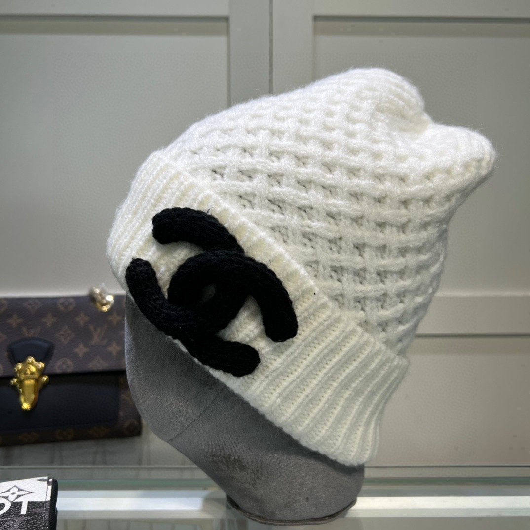 TOP CHANEL Knitted Beanie Hat - 3 Color