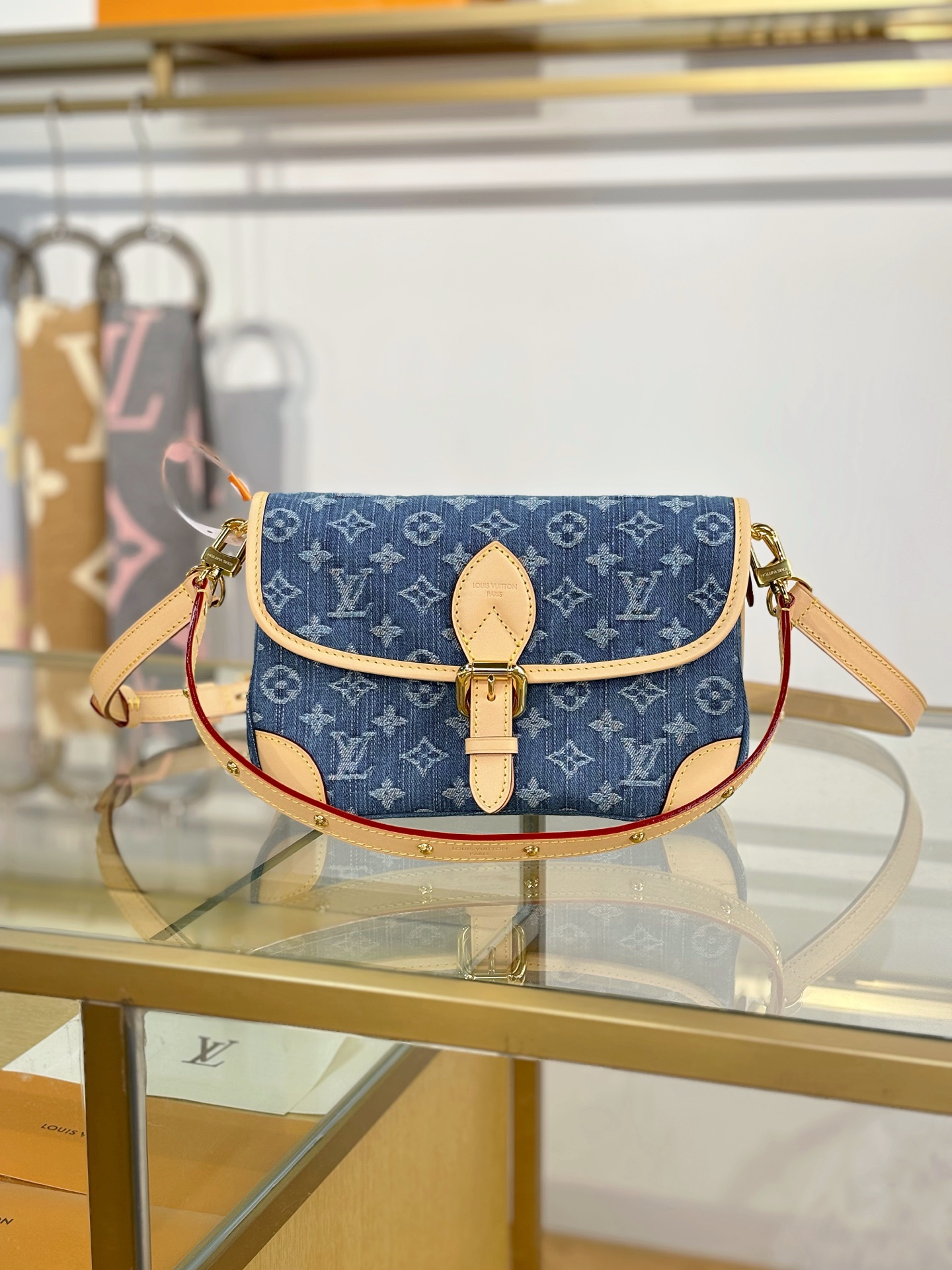 TOP Louis Vuitton LV Diane Bag 24x15x9cm - Denim Blue