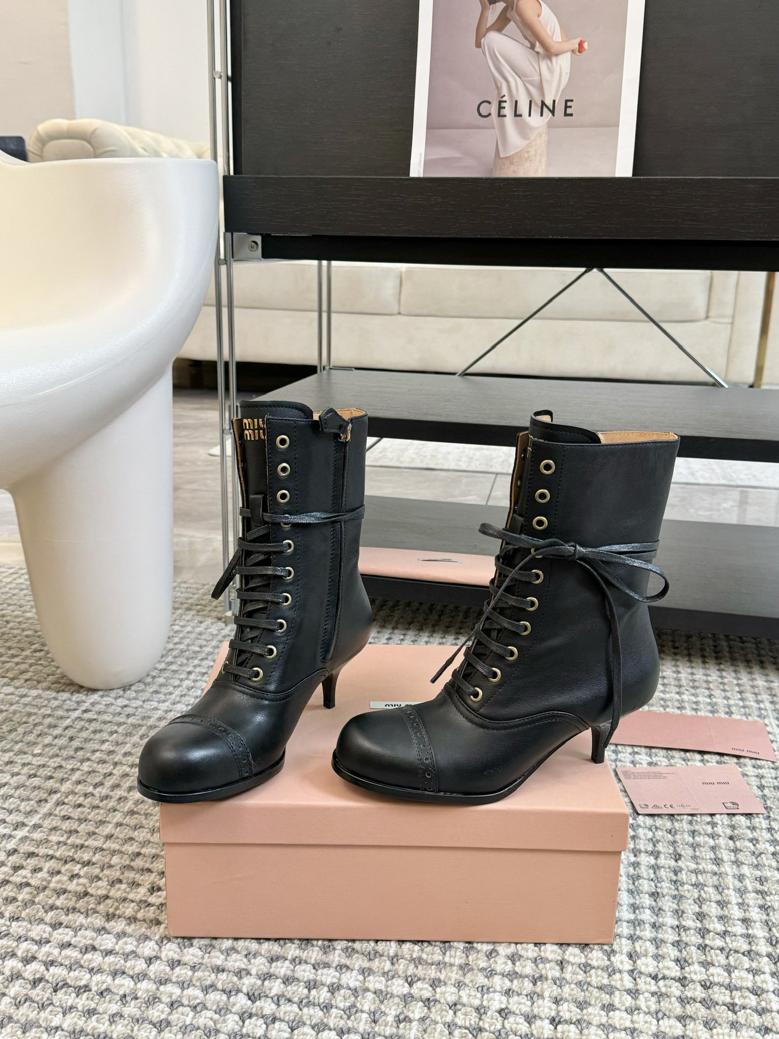 TOP Miu Miu Short Heel Round Toe Lace-up Boots - 2 Color
