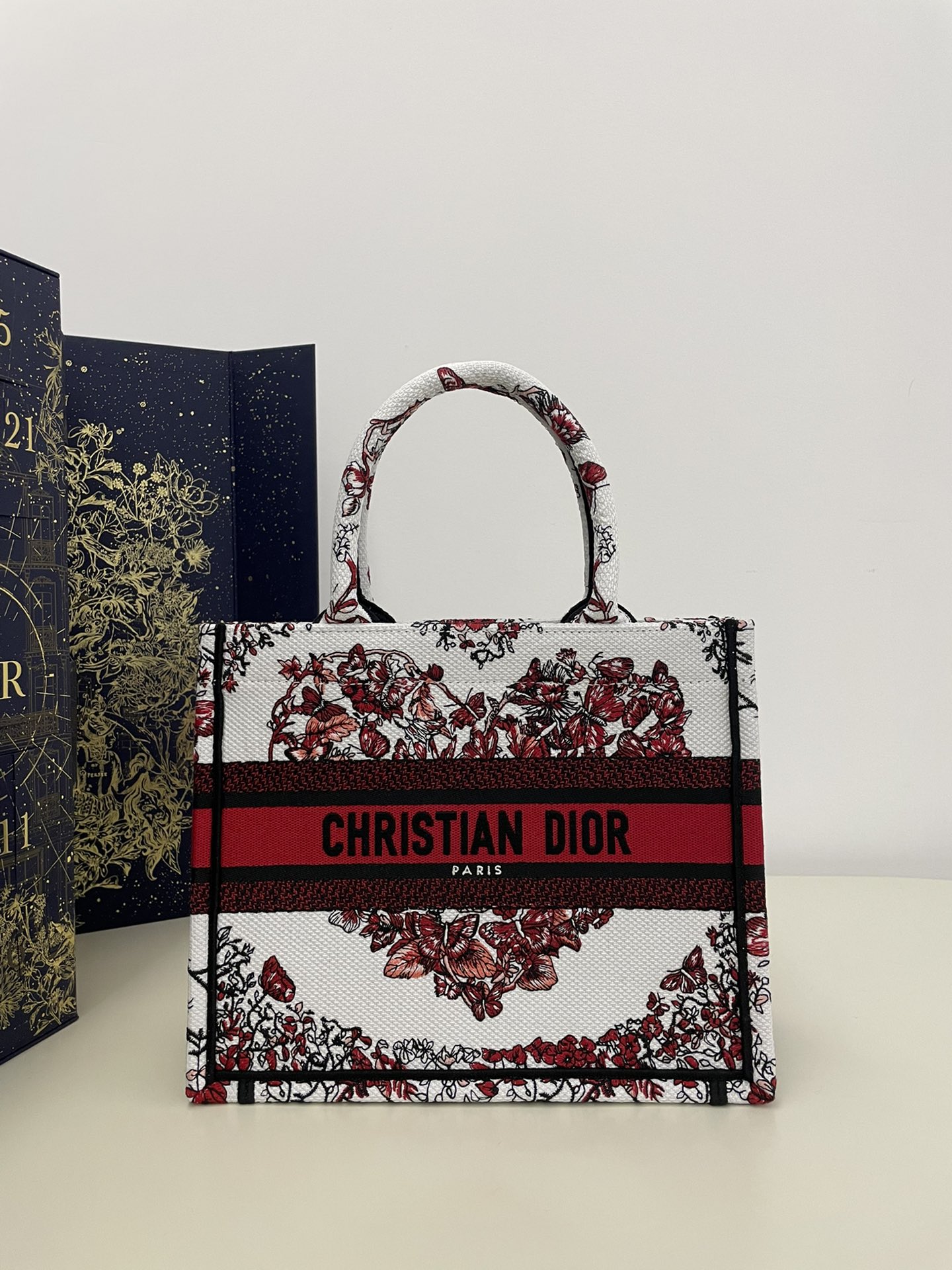 TOP Christian Dior Love Series Book Tote Bags - 26*8*22cm
