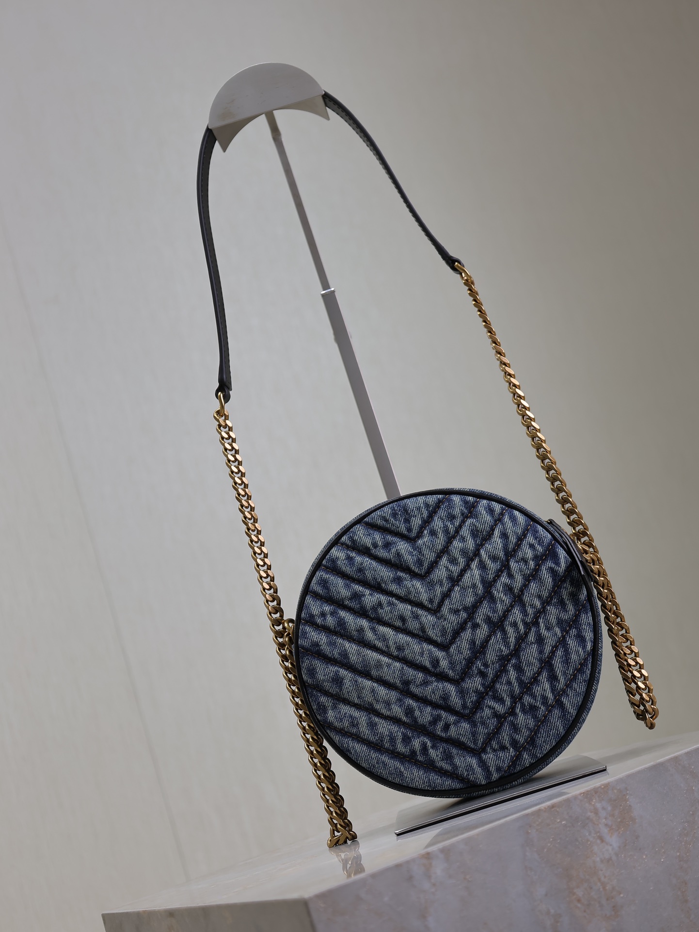 TOP Yves Saint Laurent YSL VINYLE Bag 17×17×5.5cm  - Blue