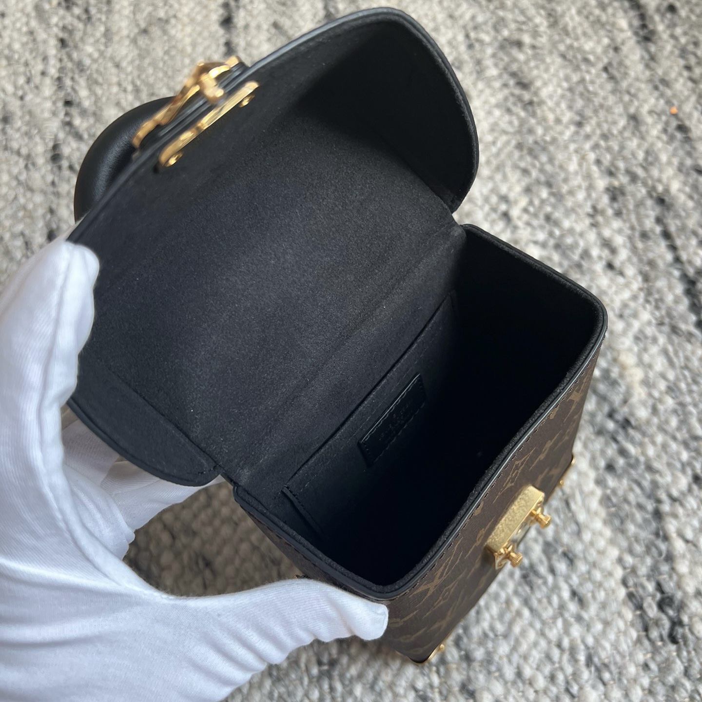 Louis Vuitton LV Camera Bag(Replica)
