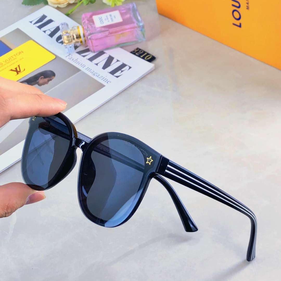 TOP Louis Vuitton LV Sunglasses - 3 Color