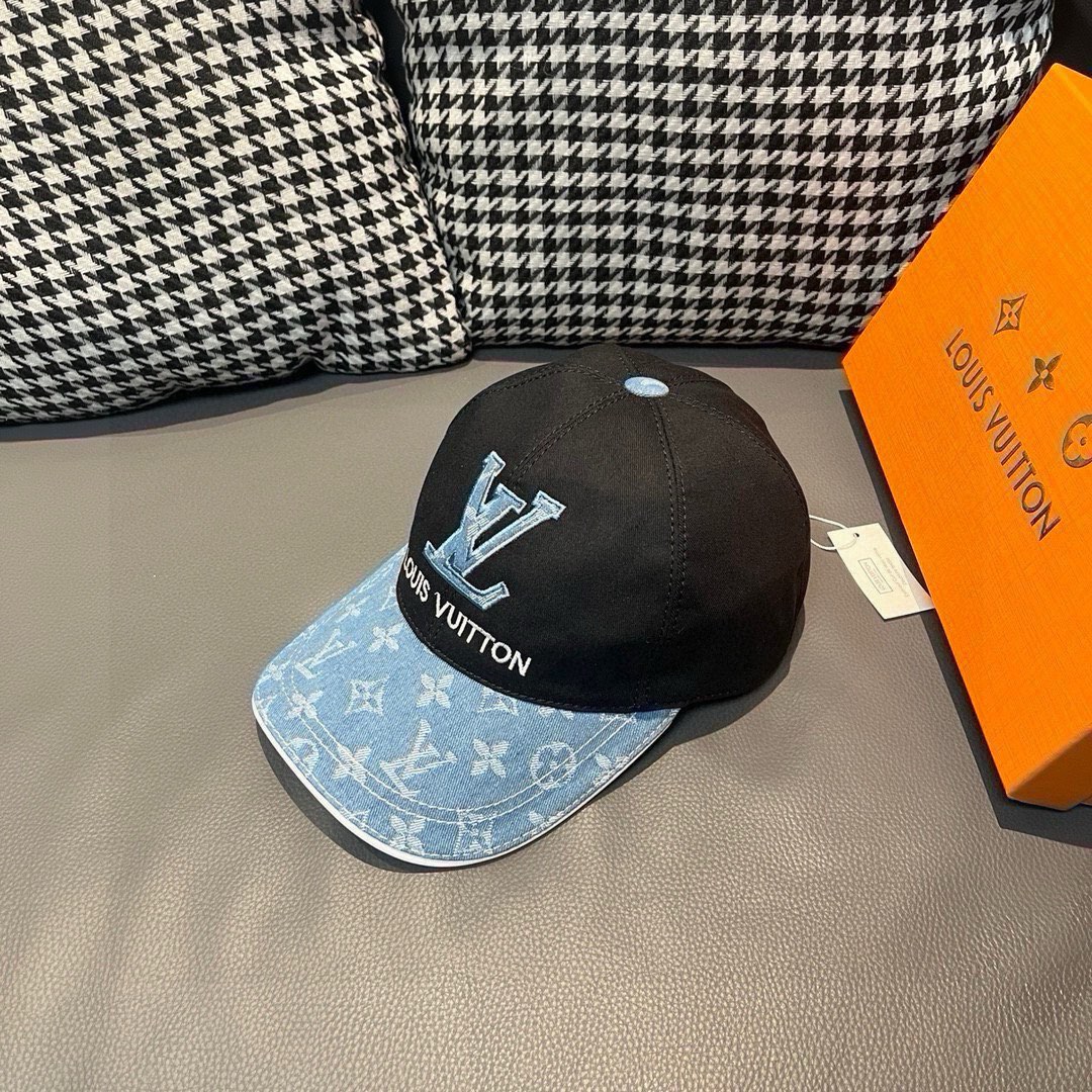 TOP Louis Vuitton LV Monogram Stitching Baseball Cap - 2 Colors