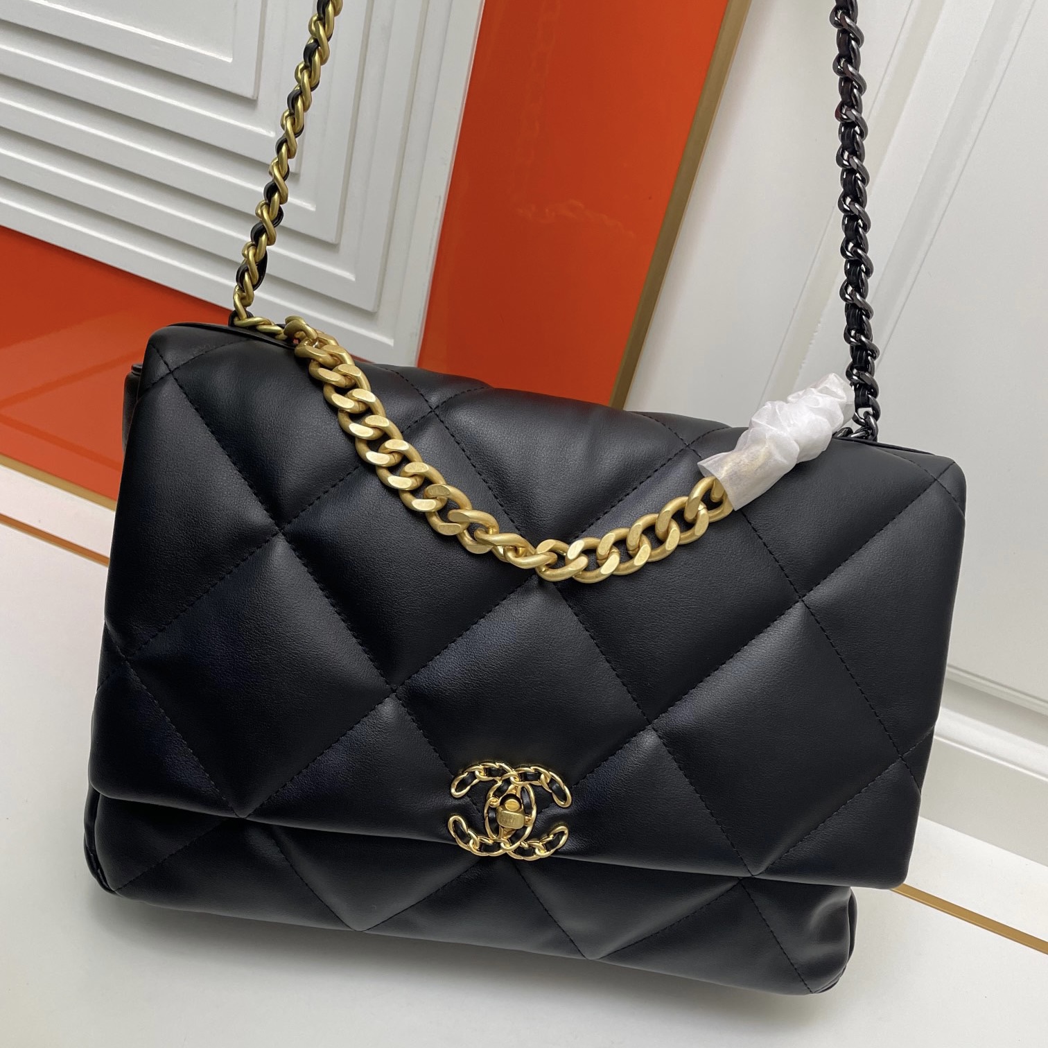 Chanel 19bag   Gold Buckle Shoulder Crossbody Bag (Replica）