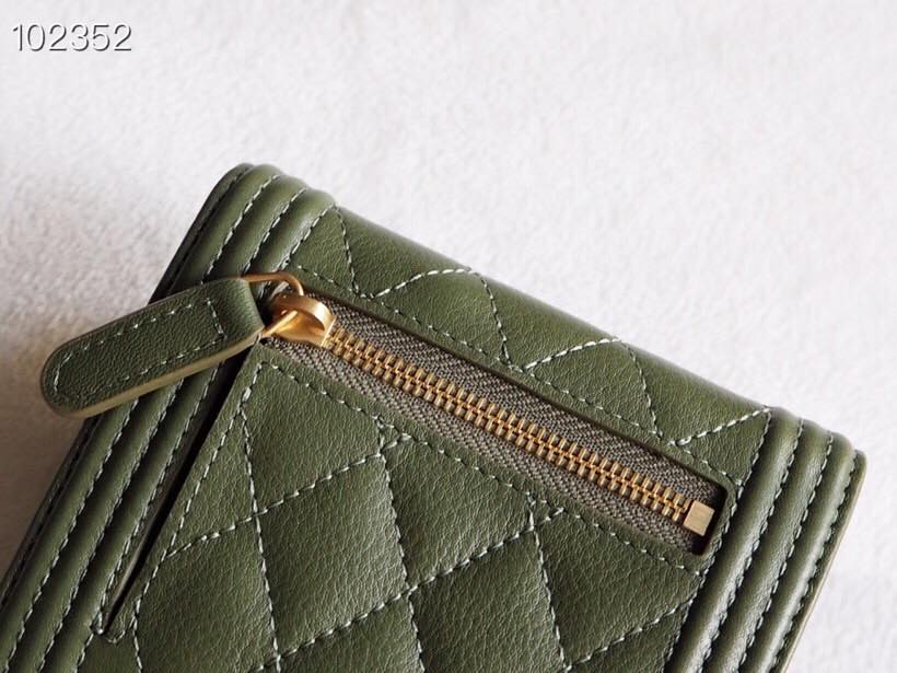 TOP CHANEL Boy Trifold Wallet - Dark Green