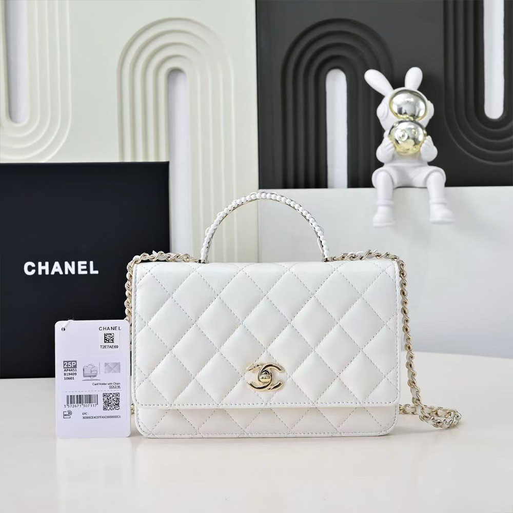 Chanel Clutch with Chain (Replica)