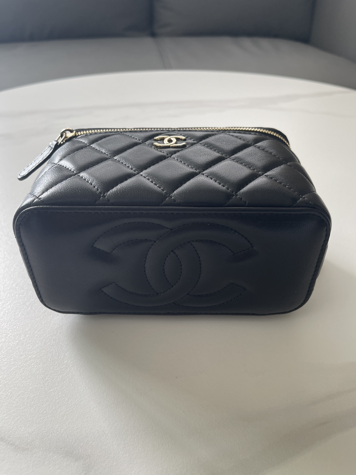 TOP CHANEL Vanity Case Bag 9.5x17x8𝖼𝗆  - Black&GHW