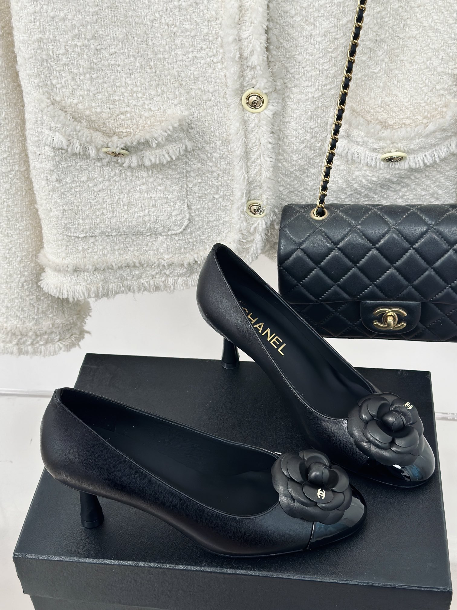 TOP CHANEL Camellia Pumps 7cm - 3 Color