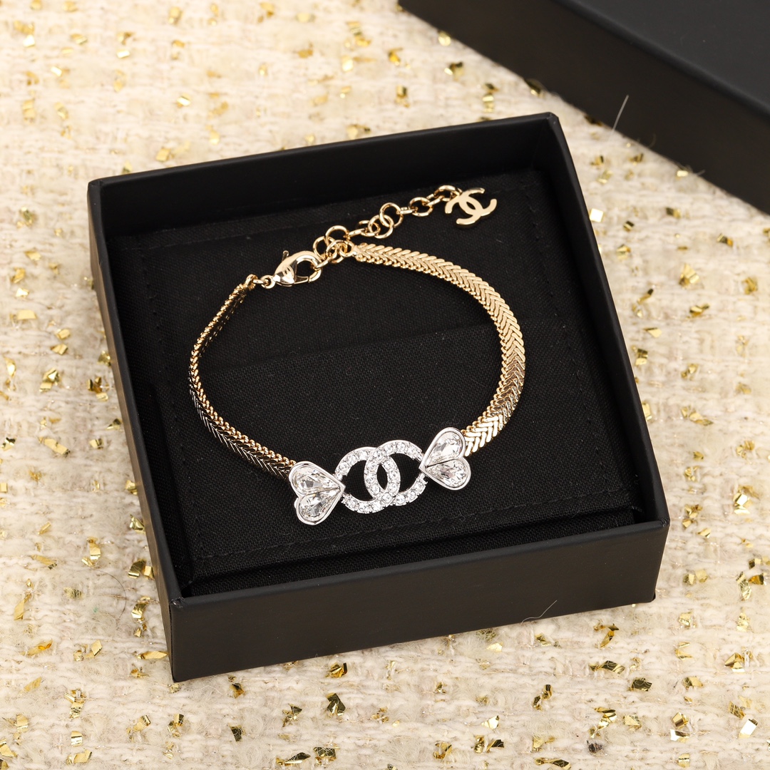 TOP CHANEL Bracelet - Gold