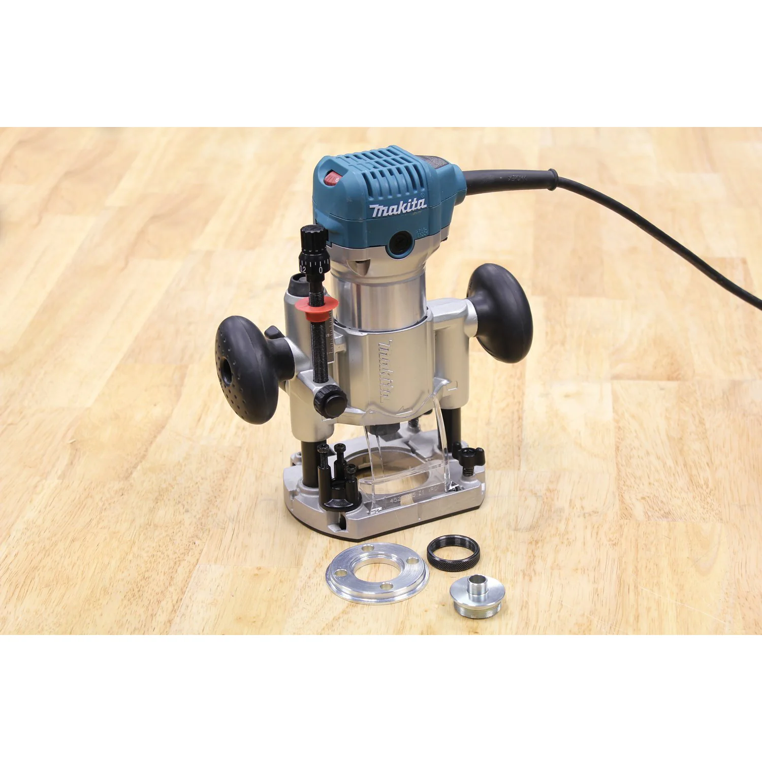 RT0701CX3 1-1/4 HP 10,000-30,000 Rpm Variable Speed Compact Router Kit